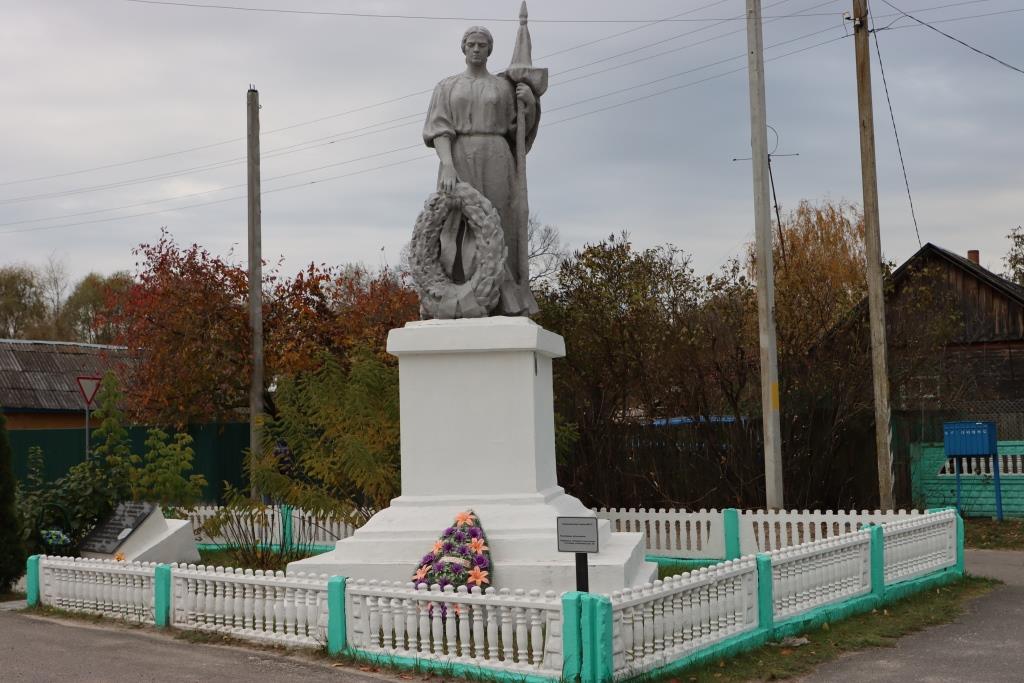 Захоронение жертв войн в д.Костюковичи