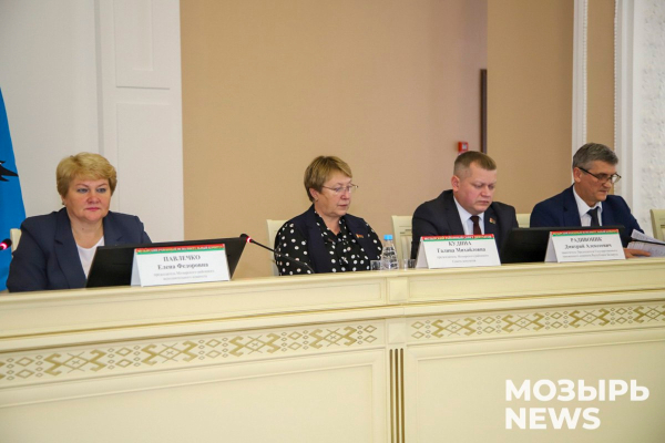 На заседании райисполкома подводят итоги социально-экономического развития Мозырщины за 9 месяцев