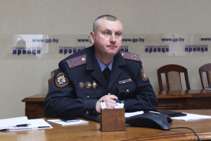 На актуальные вопросы ответил начальник управления ГАИ УВД облисполкома Андрей Гаркуша