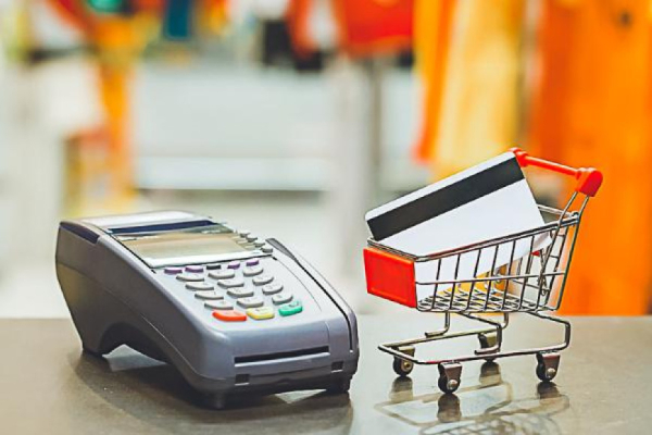 76,1 % работников торговли в Гомельской области — женщины
